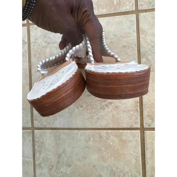 Palm Beach Sandals Women's Size 8 White Luxe-Crafted Leather Thong Flats - Picture 6 of 8